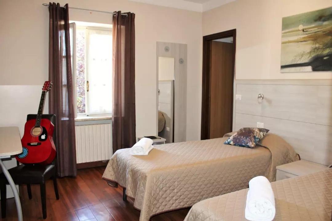 Nuovo Hotel Giardini Bra Exterior foto